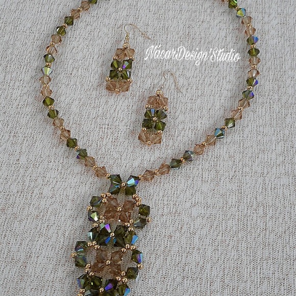 NWT Swarovski Crystal Necktie Necklace Set - Picture 3 of 4